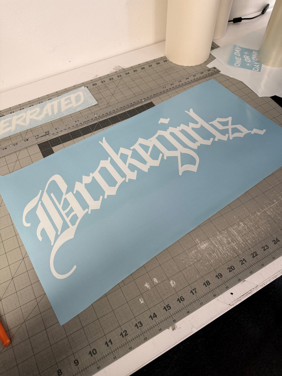 Brokegirls V3 vinyl windshield banner