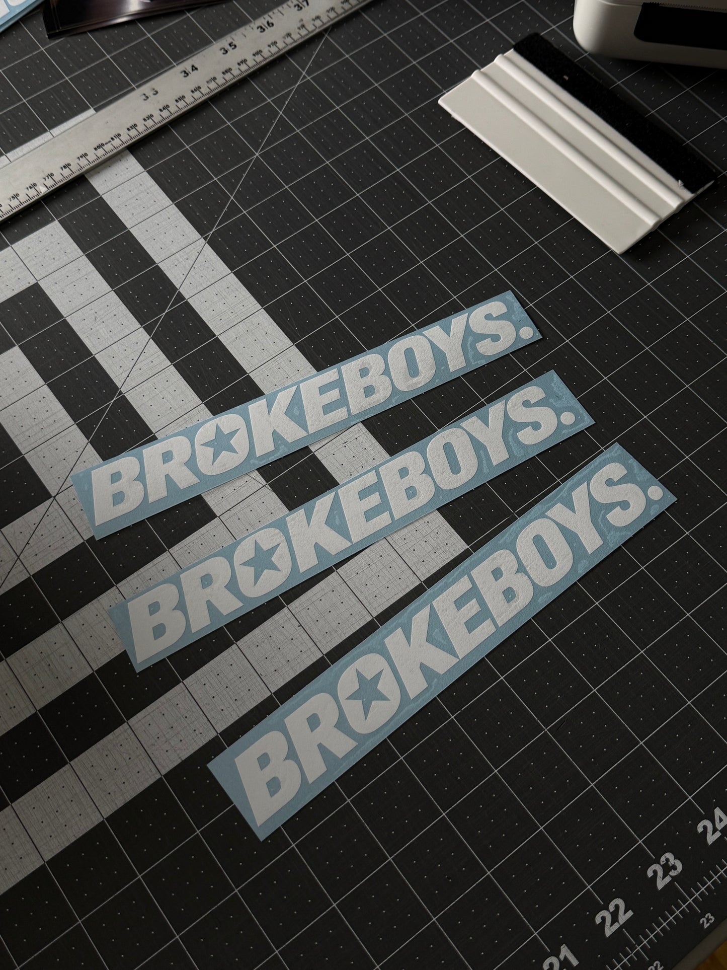 Brokeboys Star Vinyl Star Decal for Bold Decor